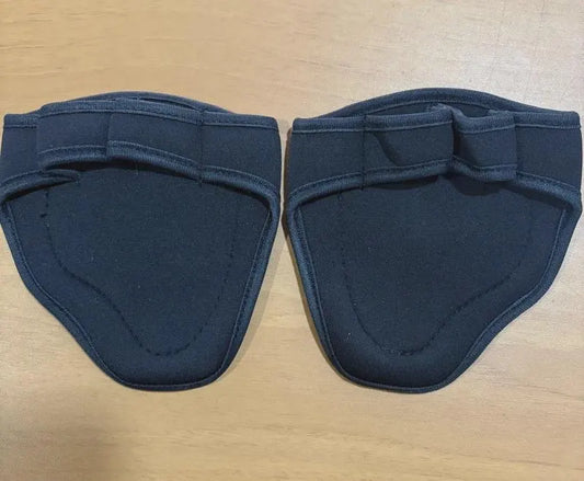 Four-Finger Weightlifting Gloves – Non-Slip Leather, Fingerless, Ergonomic, Velcro Strap